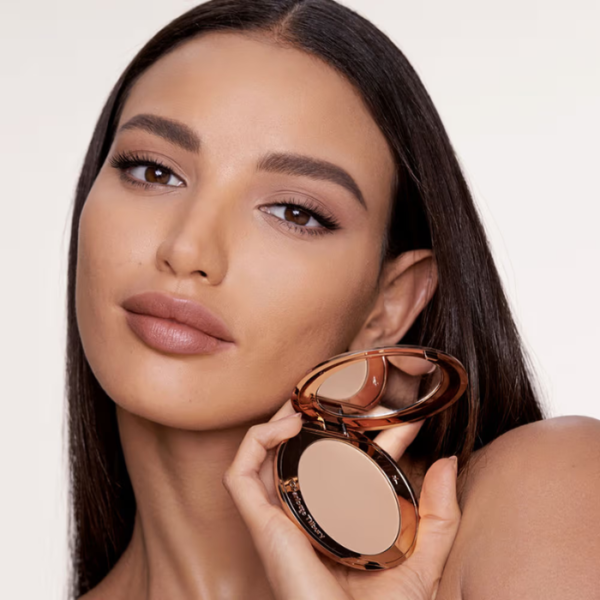 Charlotte Tilbury Airbrush Flawless Finish Refillable - Medium - Image 2